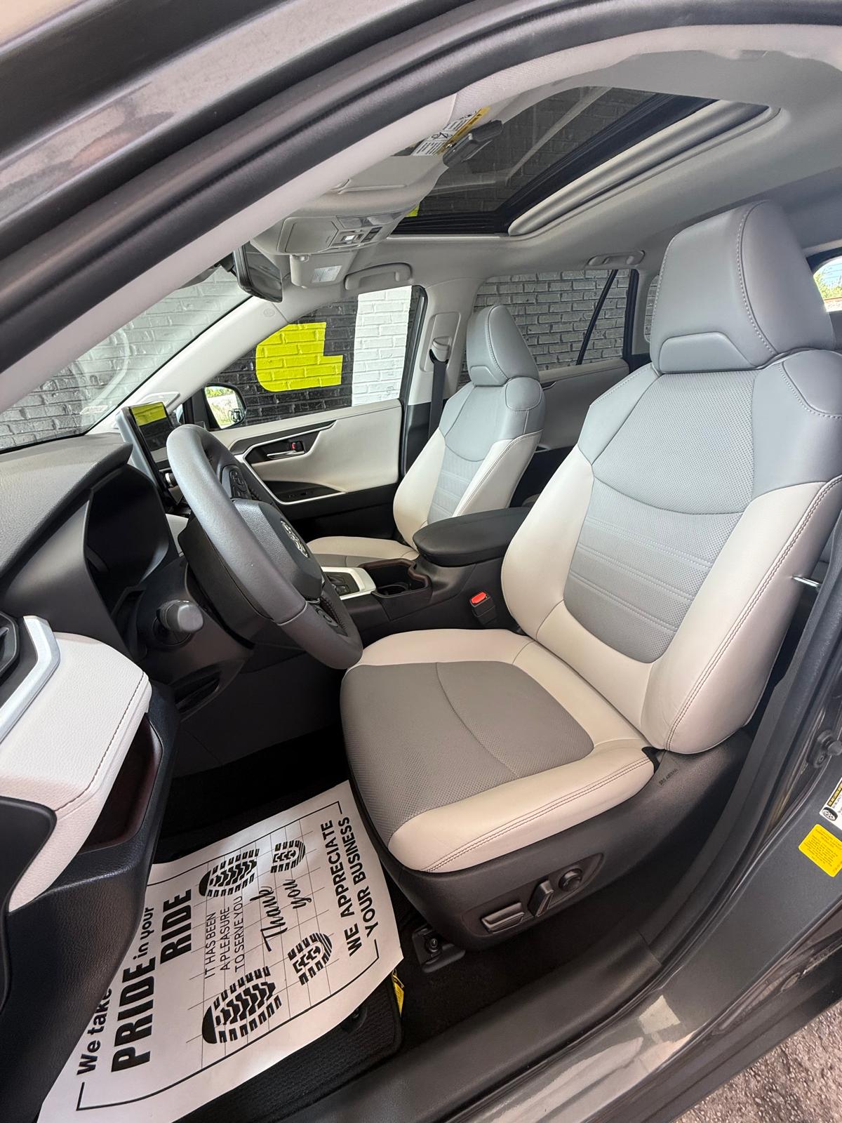 Detailed vehicle — exterior detail